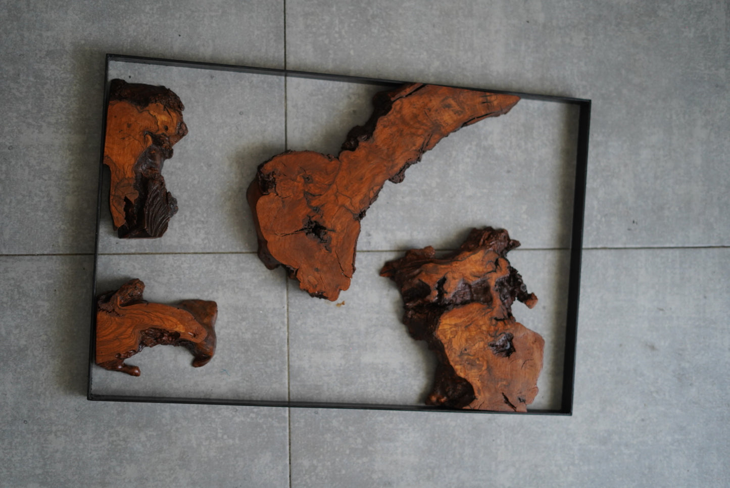 Quadro legno uliva e ferro battuto